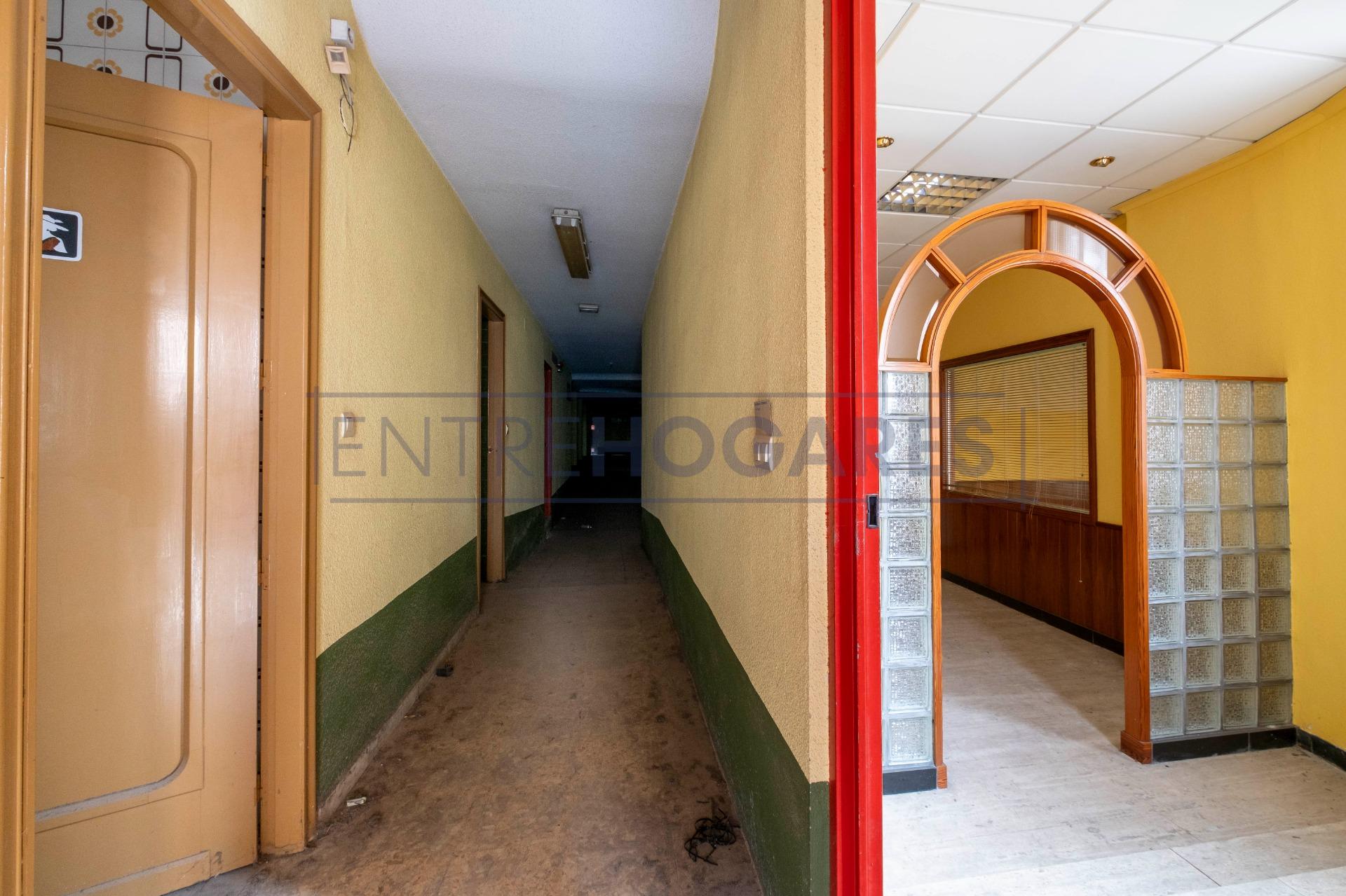 Venta de Local comercial 46220 Picassent