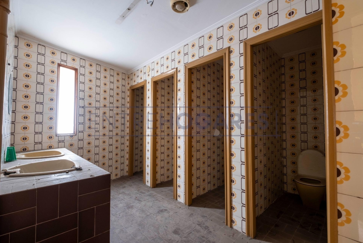 Local comercial 46220 Picassent 2