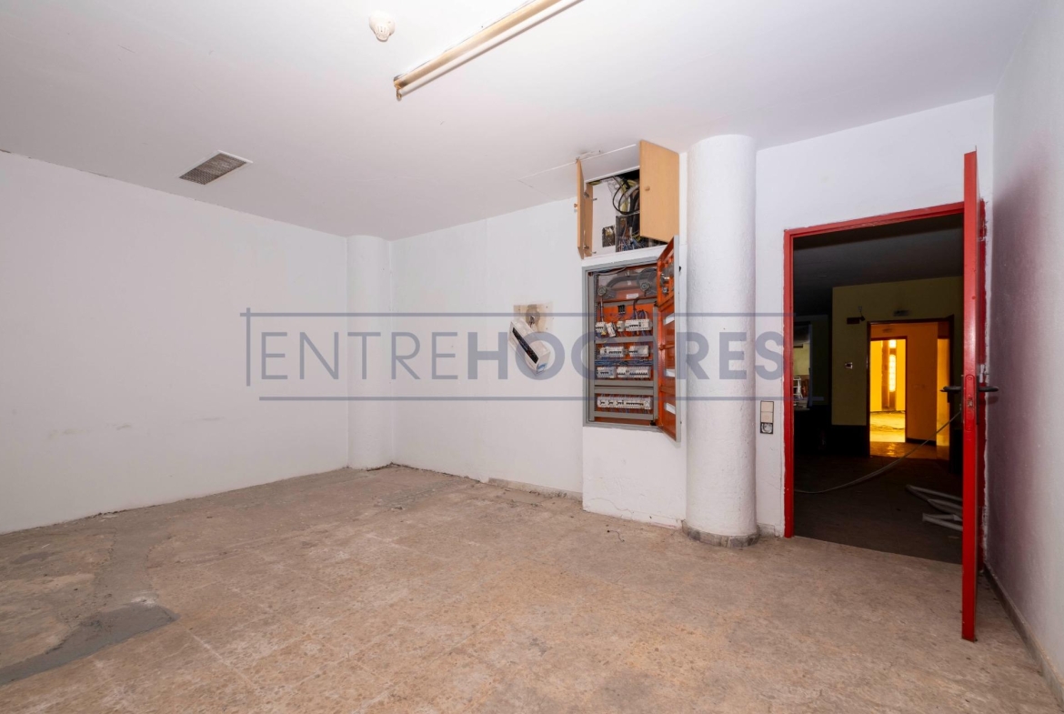 Local comercial 46220 Picassent 6