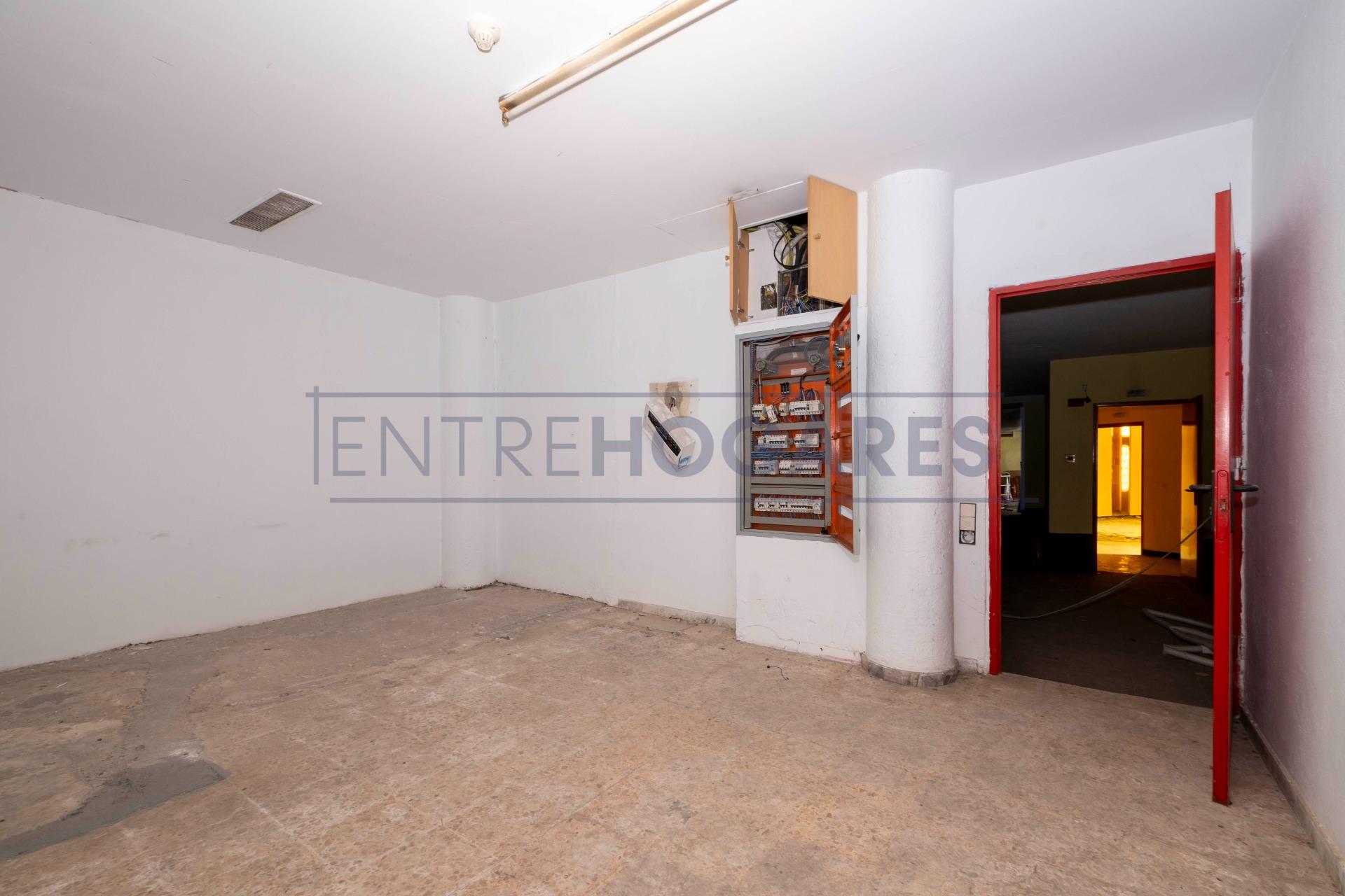 Local comercial 46220 Picassent 6