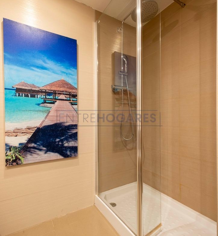 Apartamento en venta en urbanización cerrada