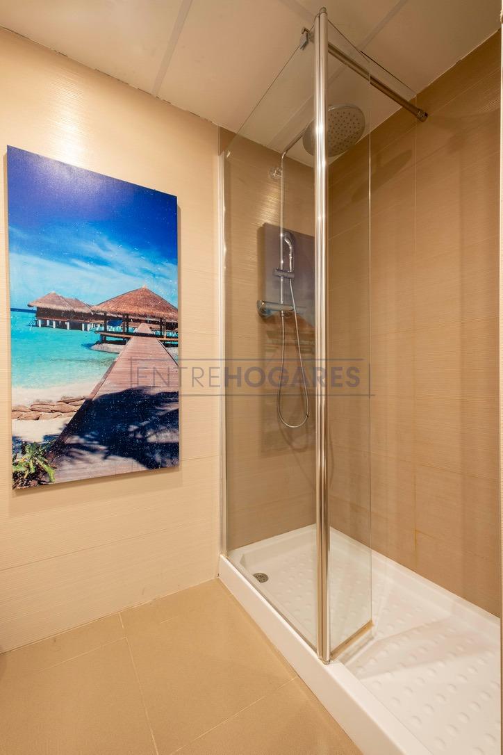 Apartamento en venta en urbanización cerrada