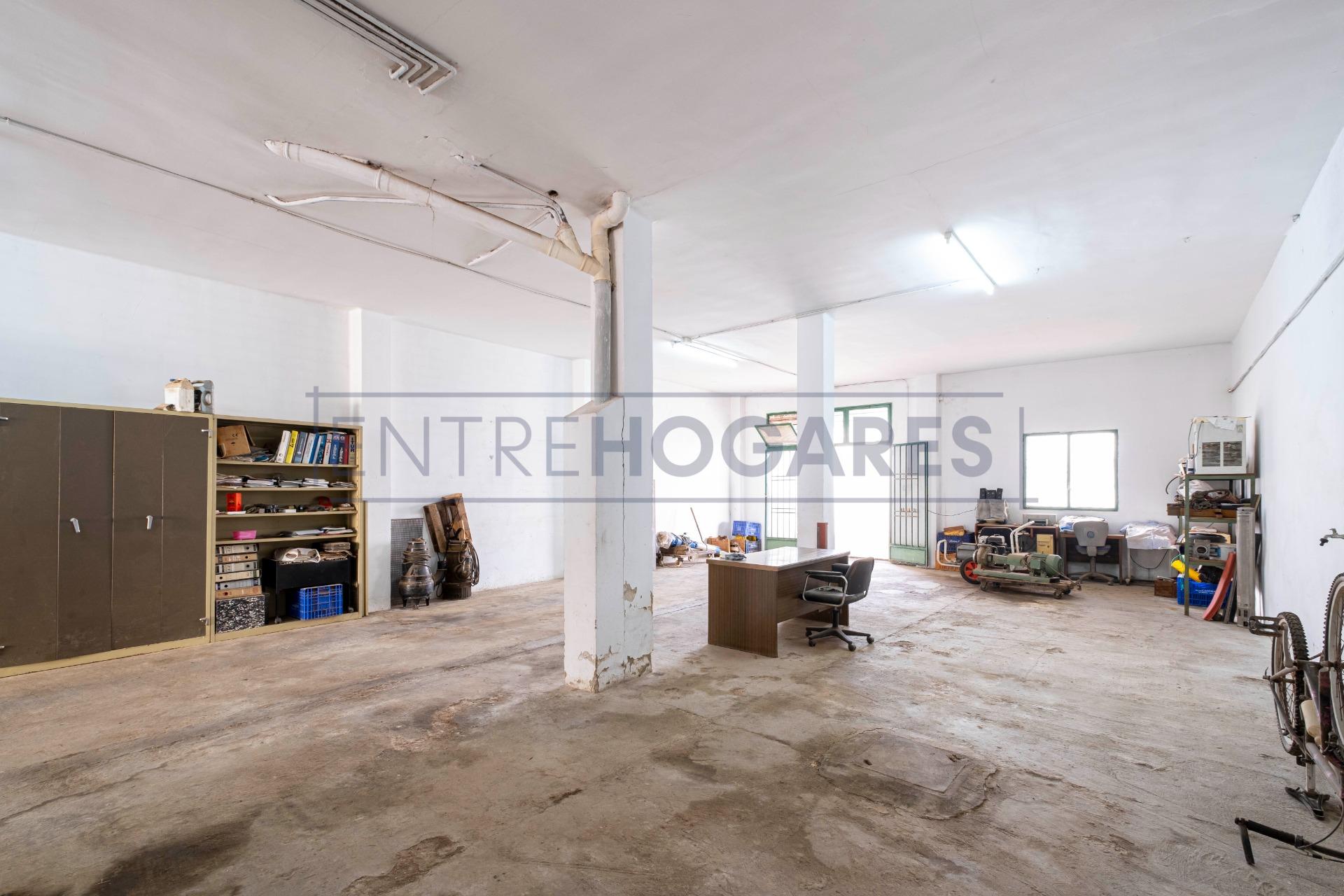 GARAJE - ALMACÉN  EN BENIFARAIG