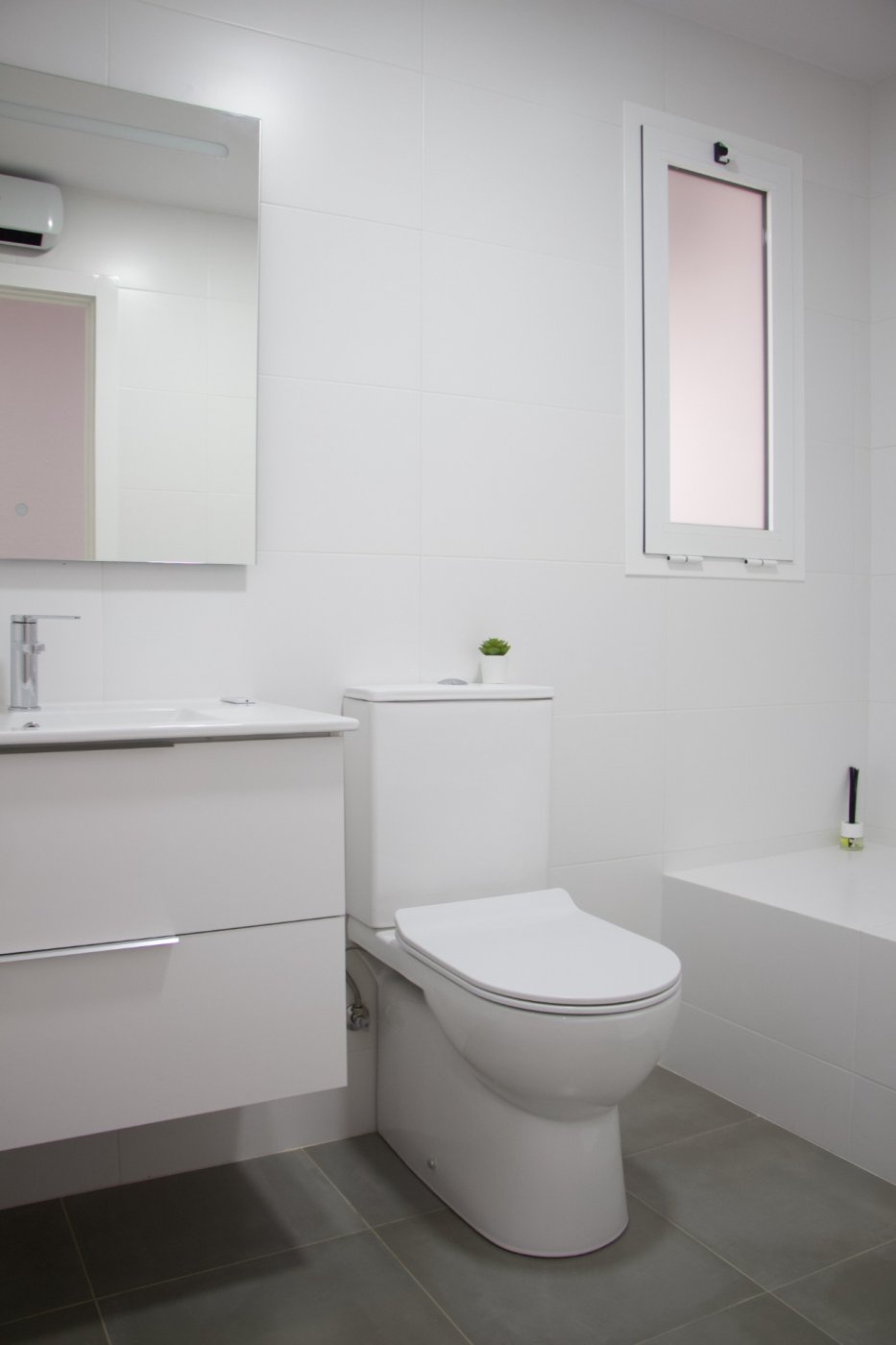 DISPONIBLE A PARTIR DEL 7 DE SEPTIEMBRE DE 2026. HABITACIÓN CON BAÑO PRIVADO PARA ESTUDIANTES UNIVERSITARIOS