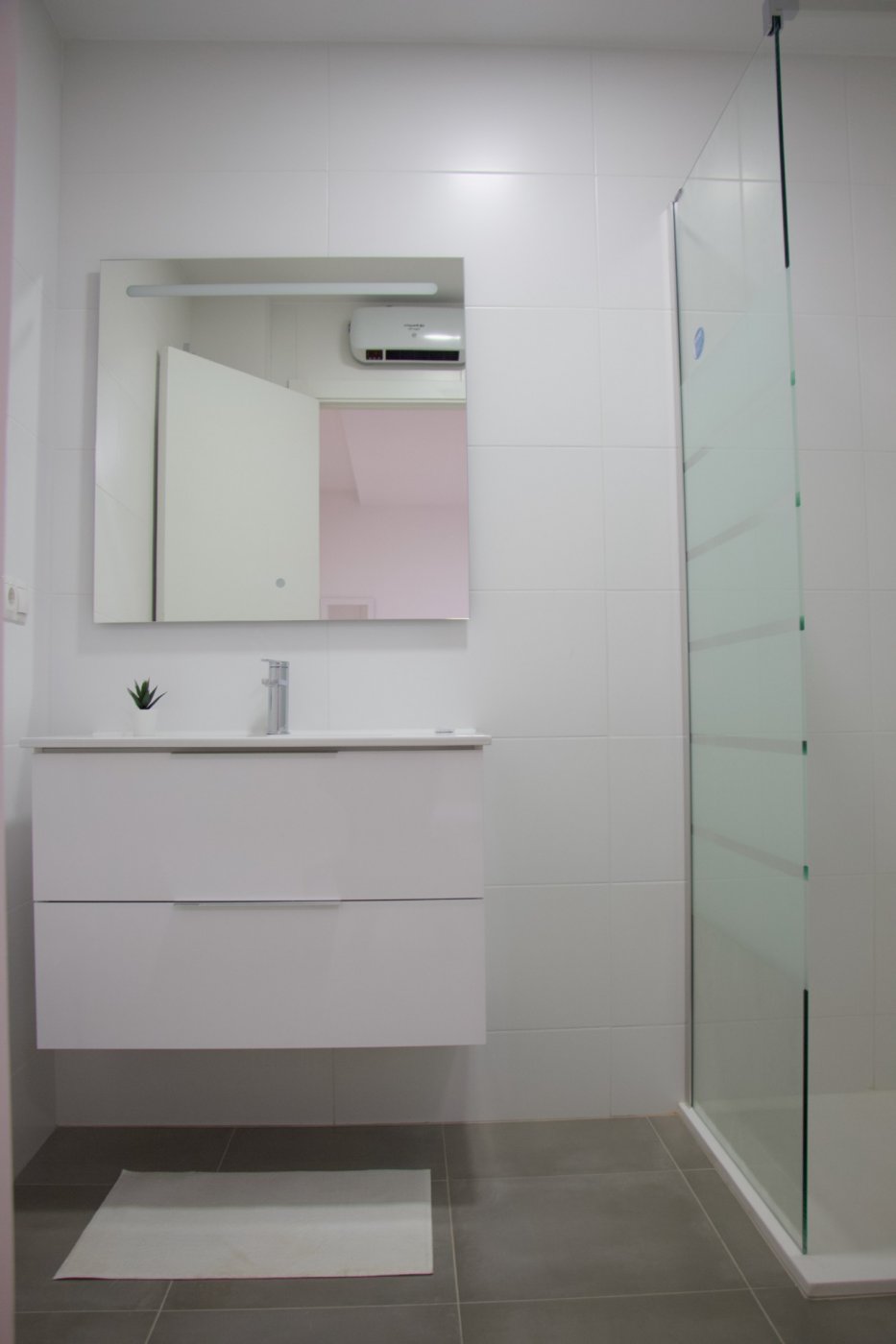 Habitación Zona Carrer del Negre  Zona Carrer del Negre Moncada 4