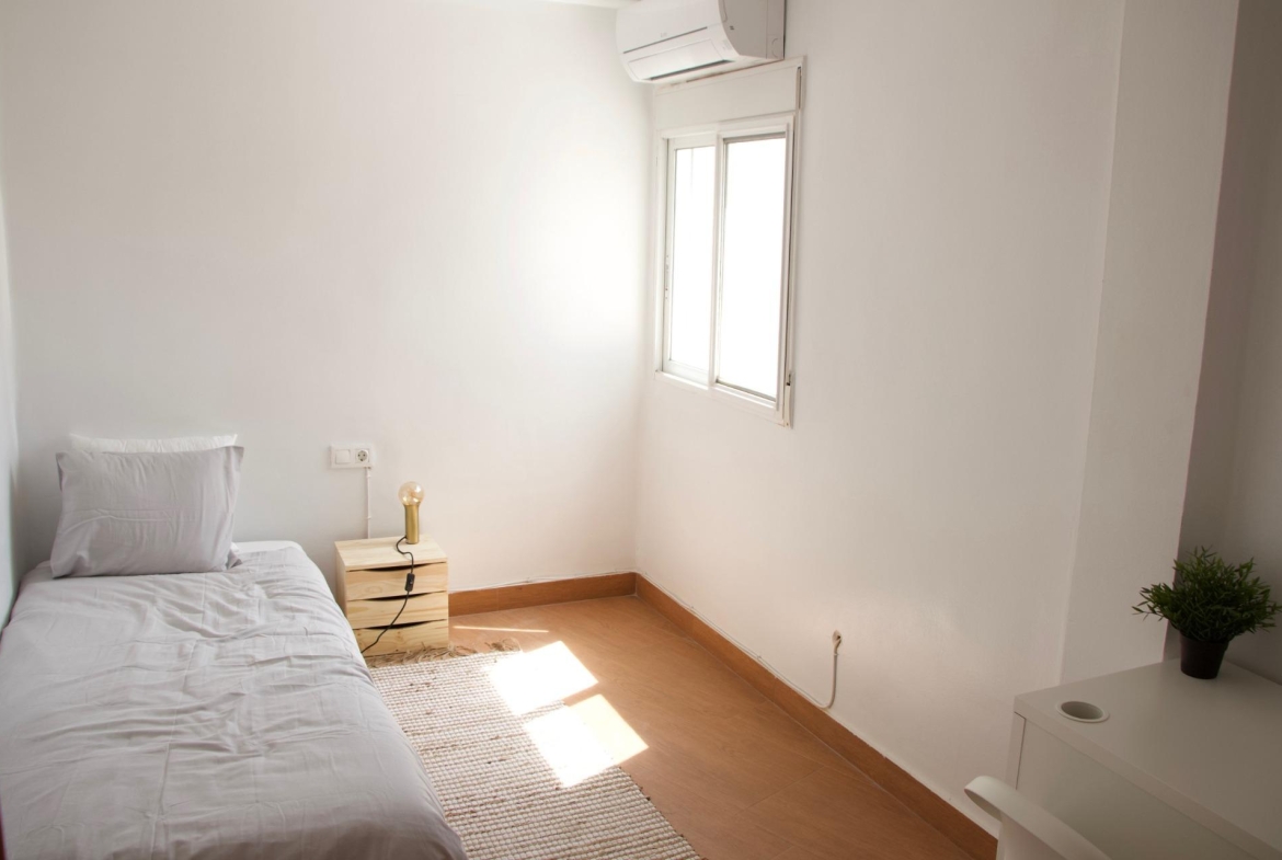 Habitación Seminari-Ceu Moncada