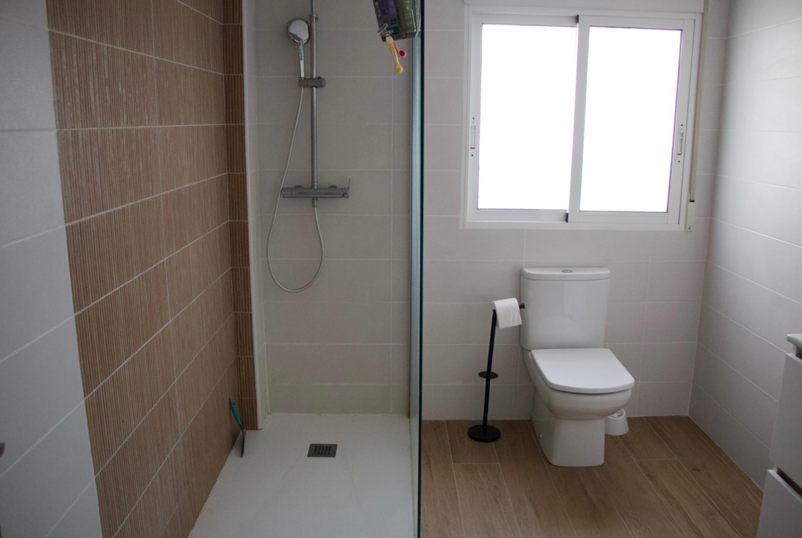 HABITACIÓN PARA ESTUDIANTES UNIVERSITARIOS EN MONCADA