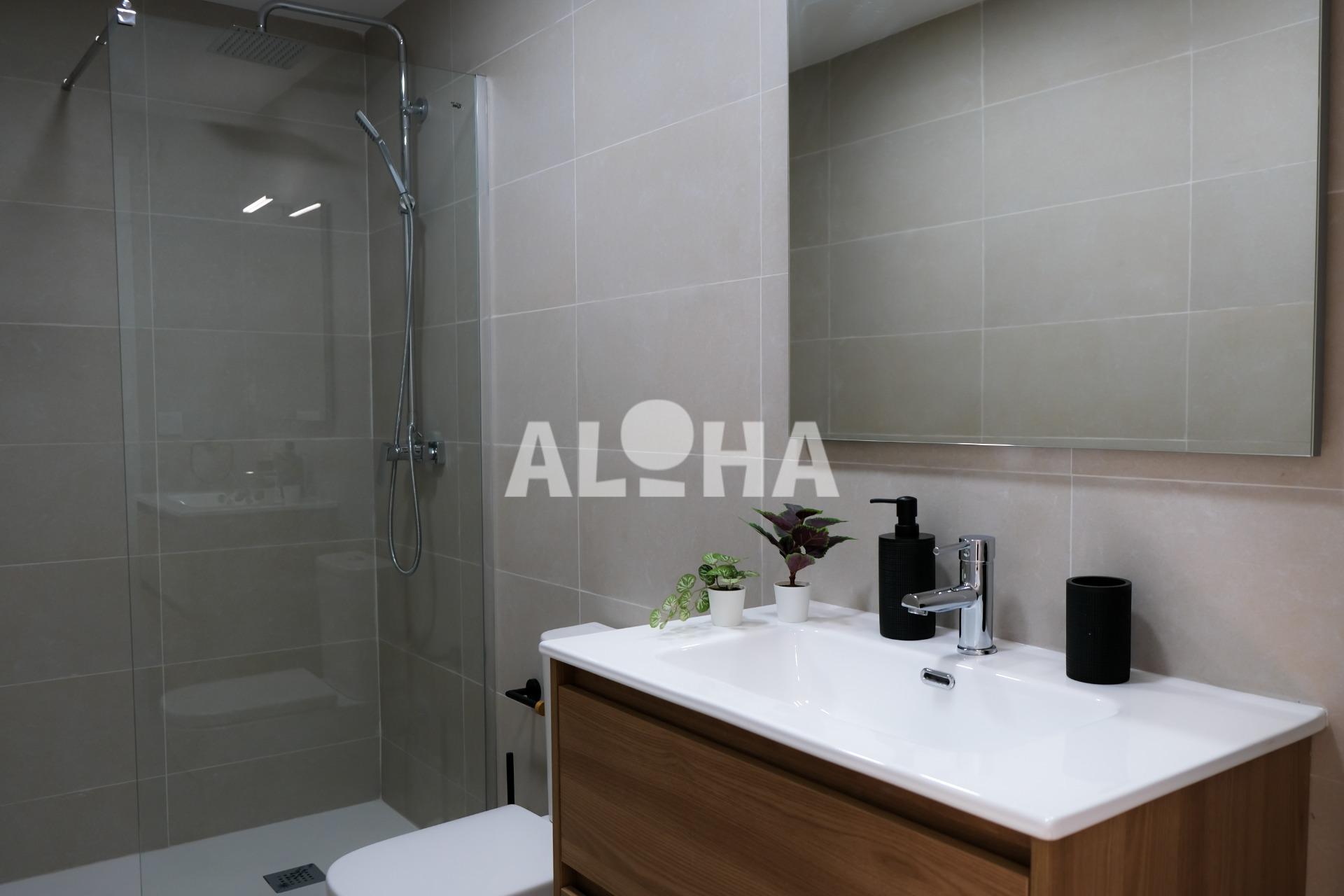 DISPONIBLE A PARTIR DE SEPTIEMBRE 2026. HABITACIÓN PARA ESTUDIANTES UNIVERSITARIOS (SOLO CHICAS)