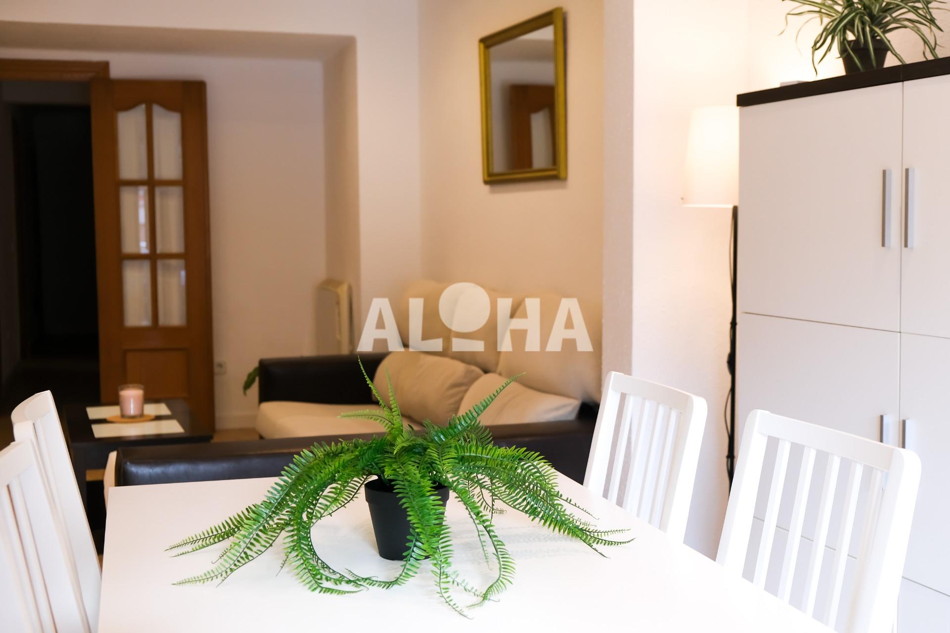 DISPONIBLE PARA AGOSTO DE 2026. HABITACIÓN EN ALQUILER PARA ESTUDIANTES UNIVERSITARIOS (SOLO CHICAS) - MONCADA