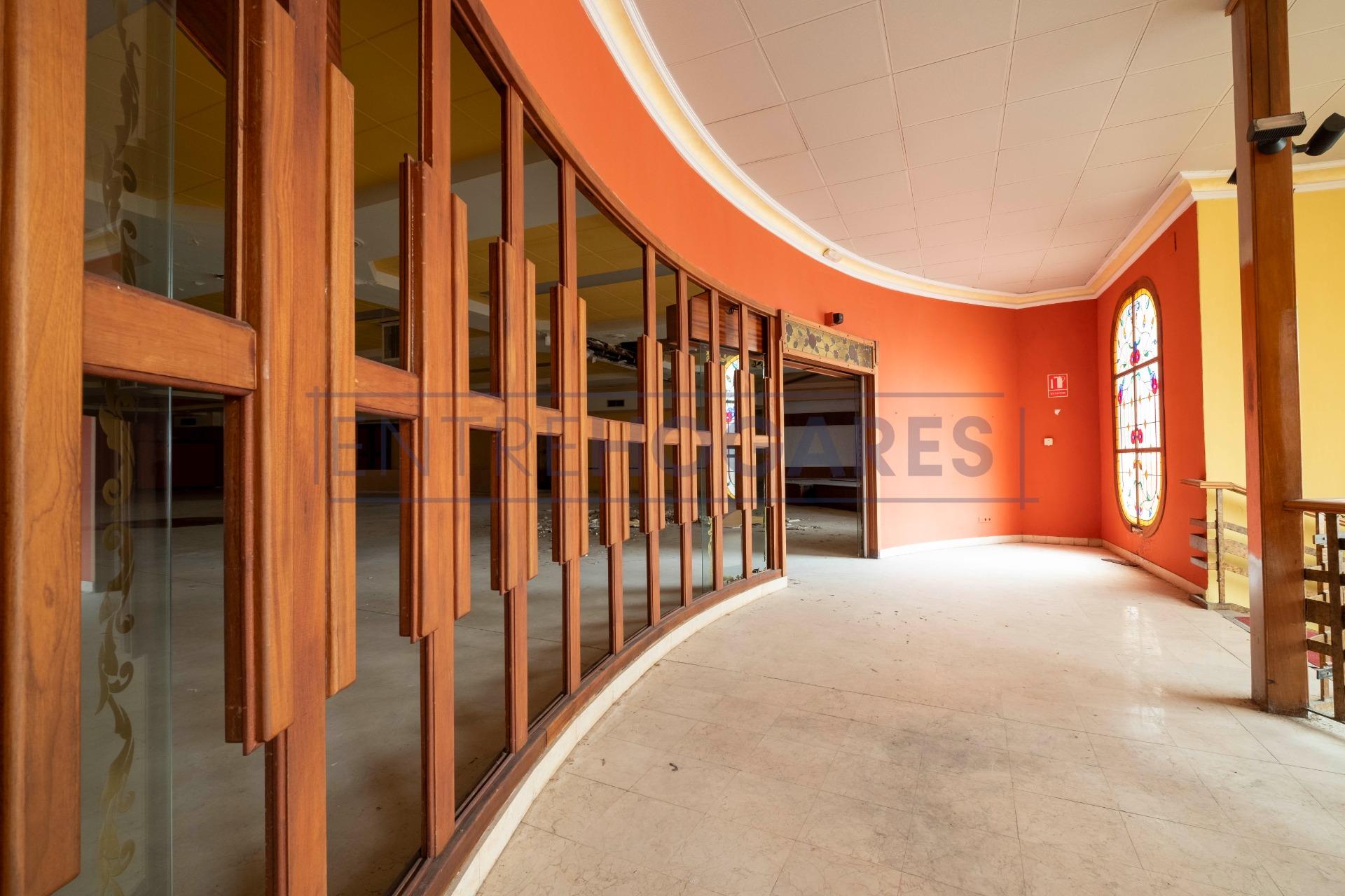 Local comercial en 46220, Picassent – A0639