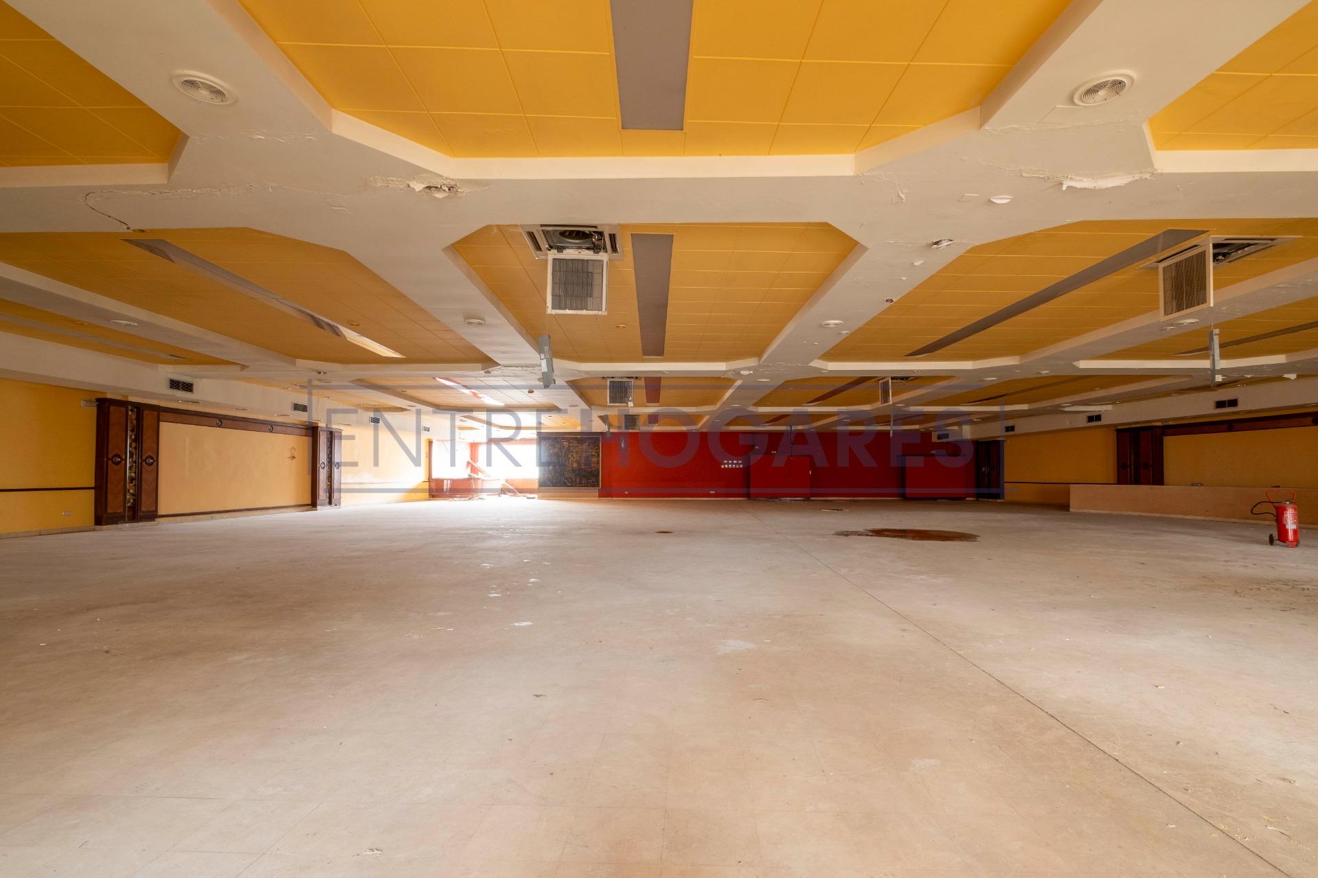 Local comercial en 46220, Picassent – A0639