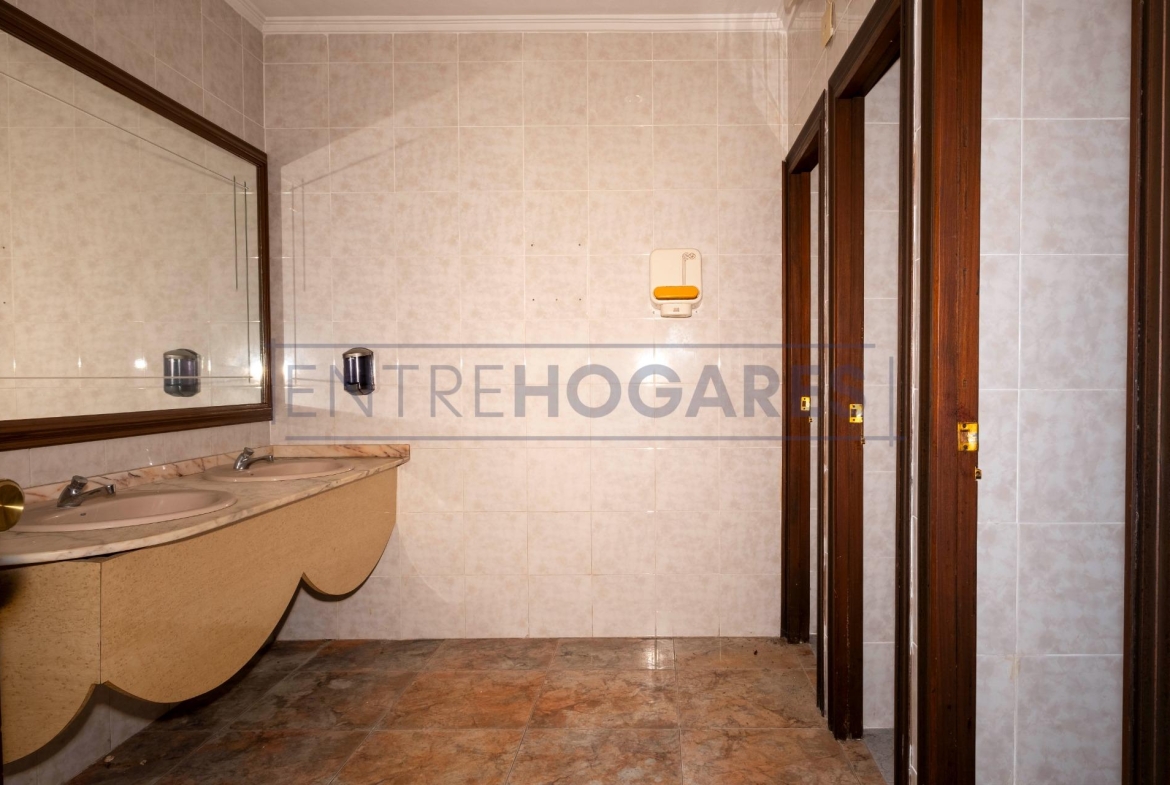Local comercial en 46220, Picassent – A0639