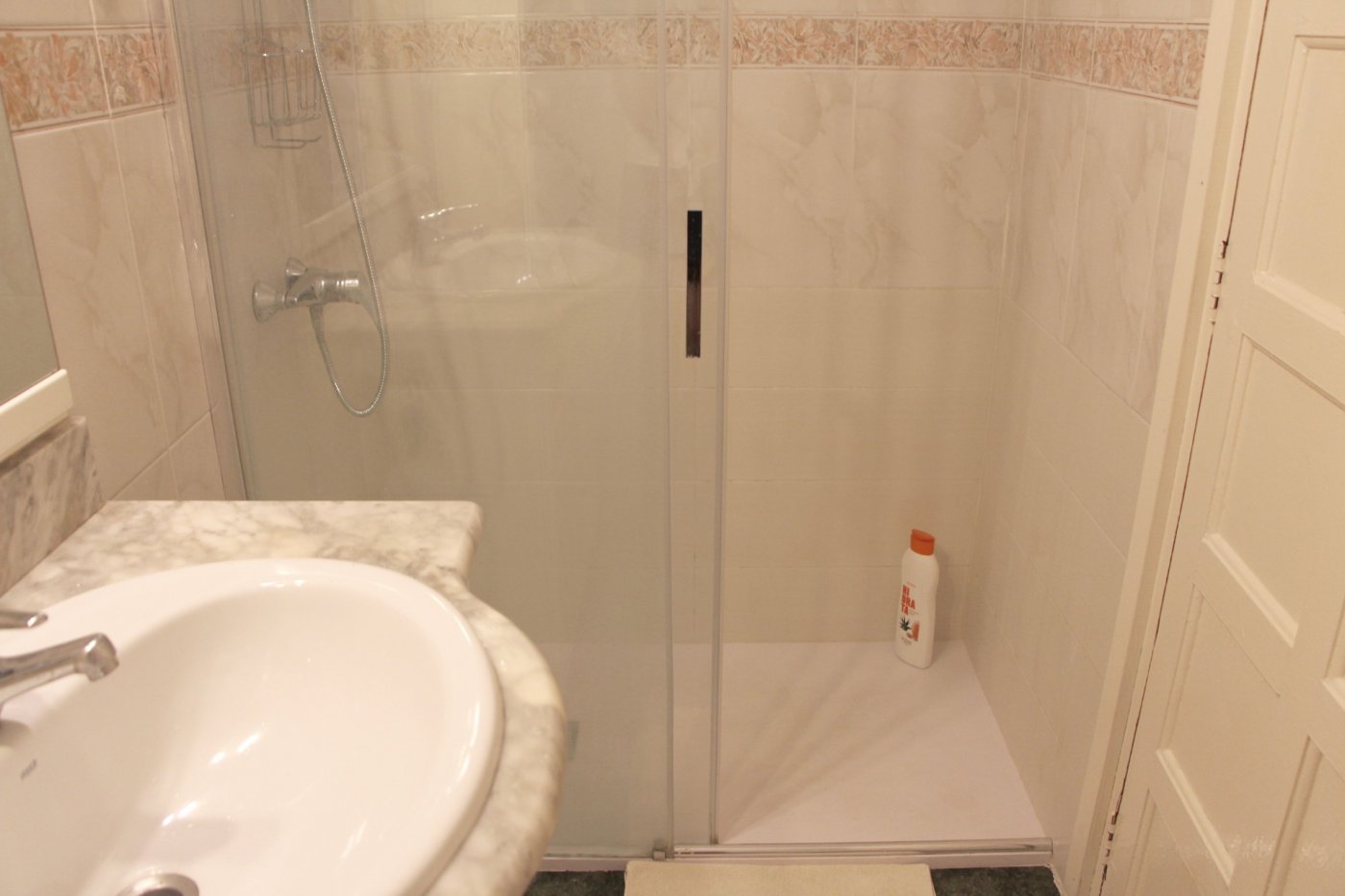 Piso Estación metro Seminario Moncada 9