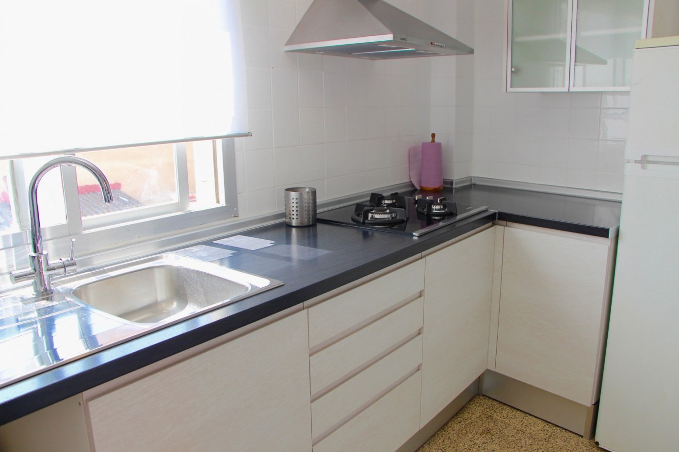 Piso 1 habitaciones en Estación metro Seminario Moncada