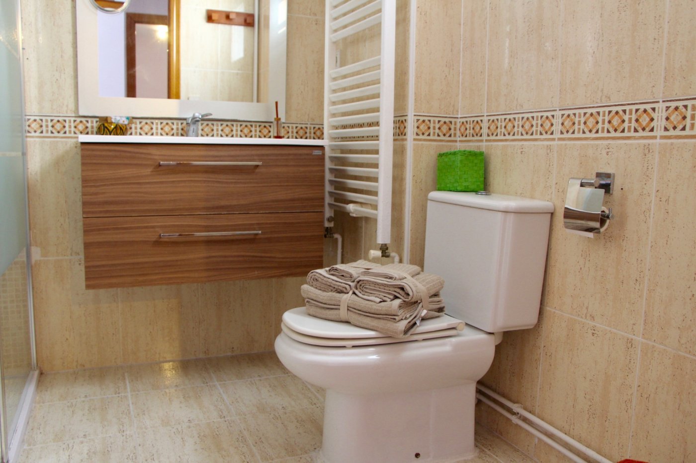 Apartamento en Av.1º de mayo, Alfara del Patriarca – A0169-3