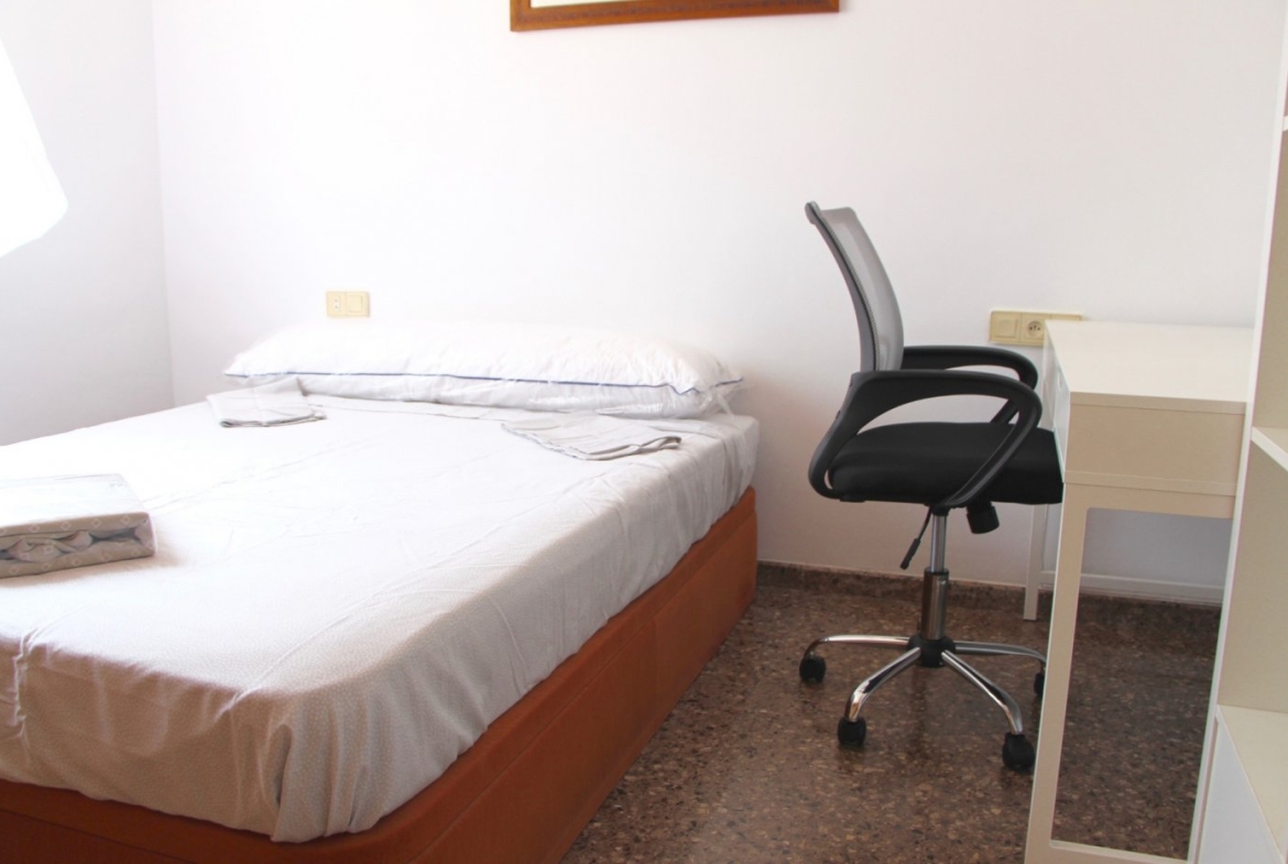 Apartamento en Av.1º de mayo, Alfara del Patriarca – A0169-3