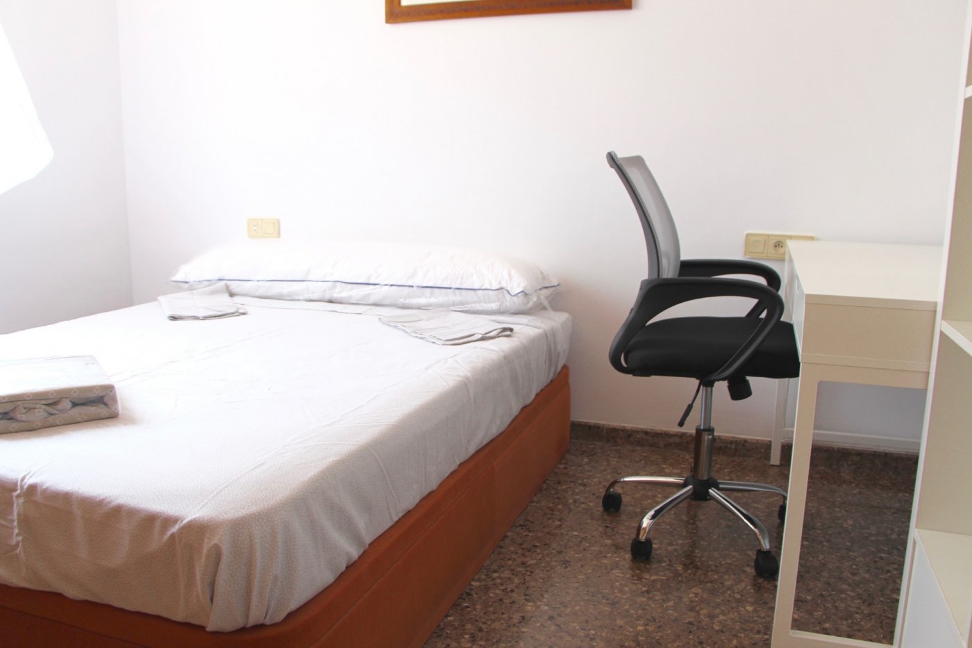 Apartamento en Av.1º de mayo, Alfara del Patriarca – A0169-3