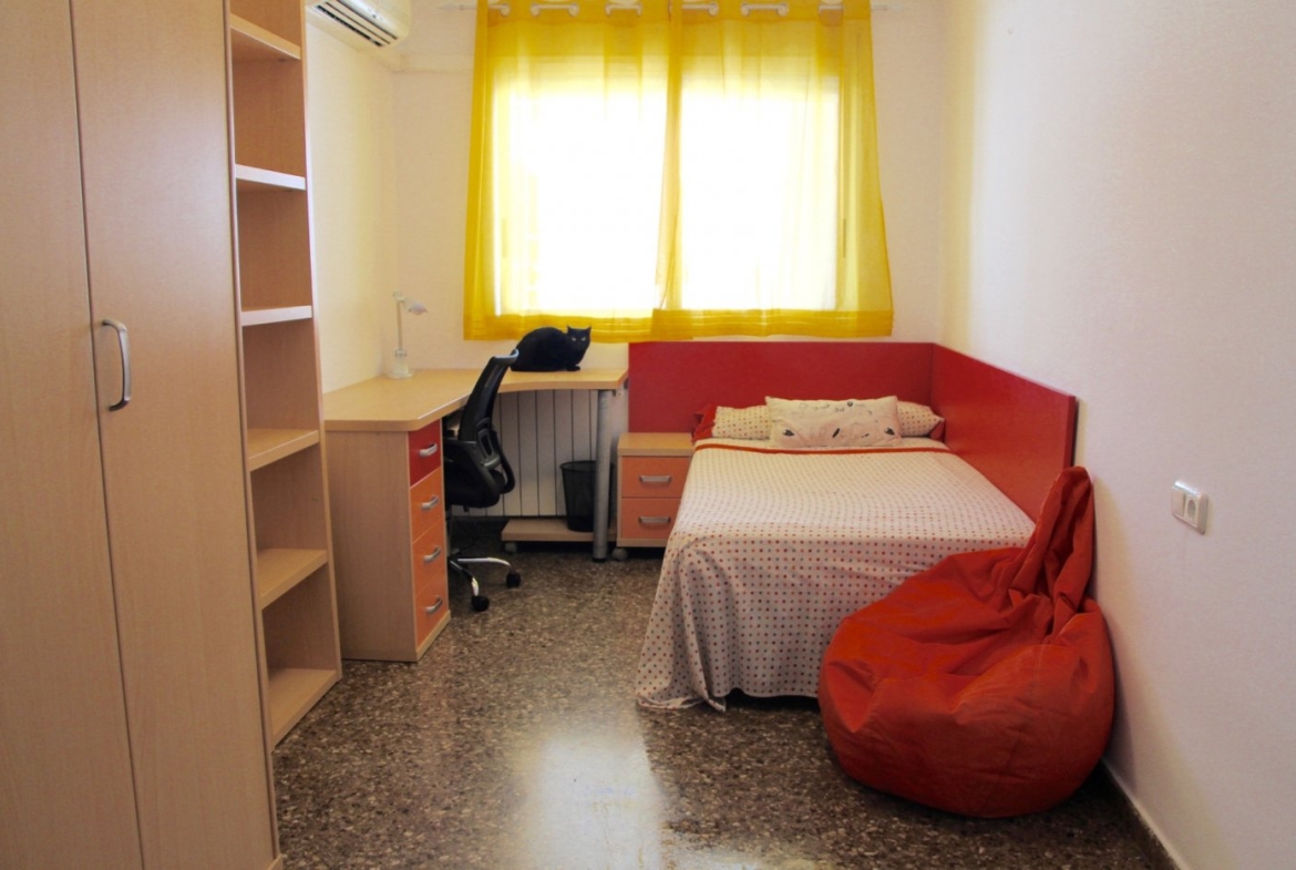Apartamento 1 habitaciones en Av.1º de mayo Alfara del Patriarca