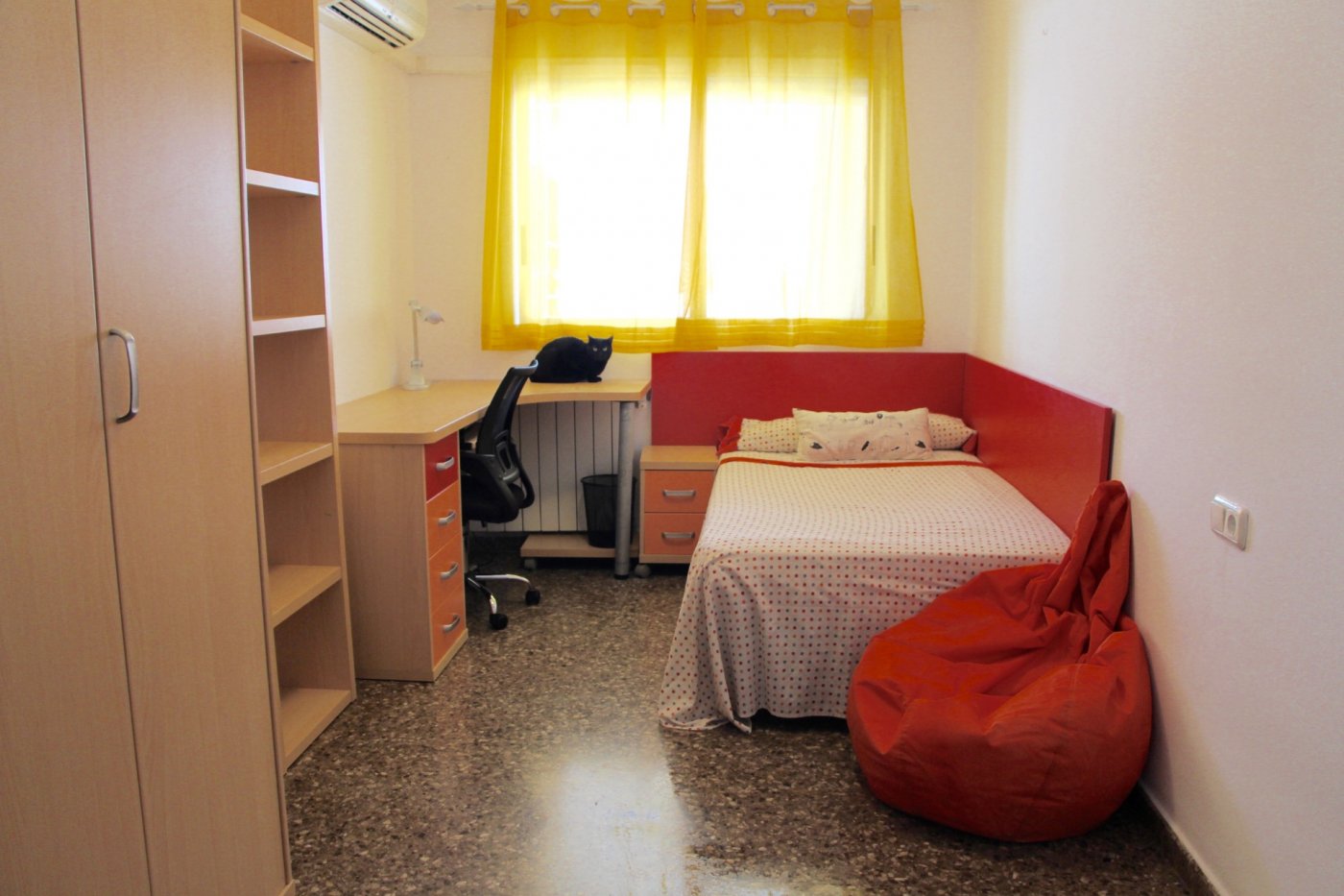 Apartamento 1 habitaciones en Av.1º de mayo Alfara del Patriarca