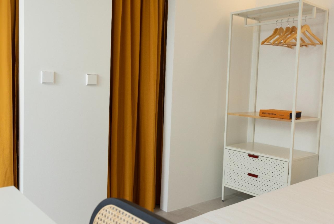 CASA B: HABITACIÓN en COLIVING de DISEÑO para ESTUDIANTES UNIVERSITARIOS. DISPONIBLE PARA AGOSTO DE 2026.