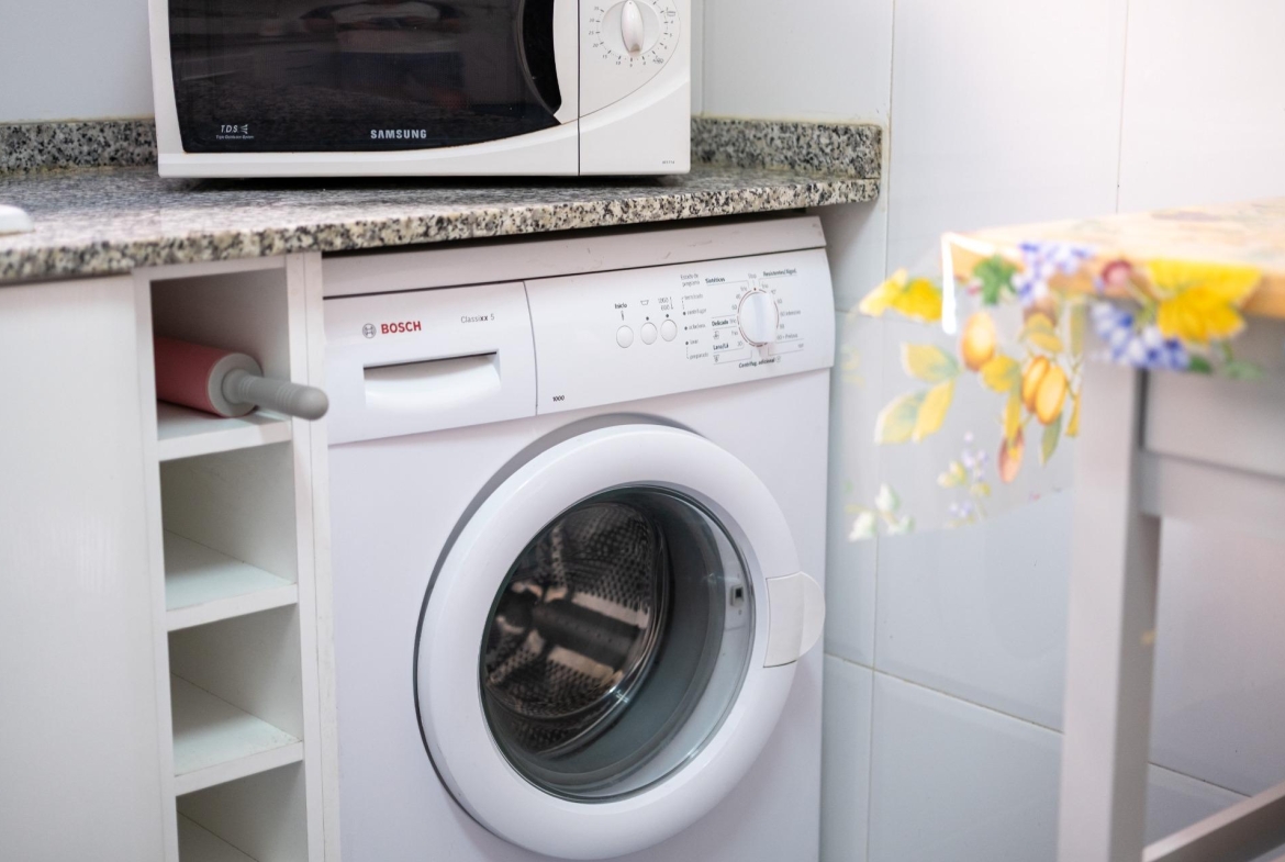 APARTAMENTO EN ALQUILER PARA ESTUDIANTES UNIVERSITARIOS. ZONA SEMINARI - CEU