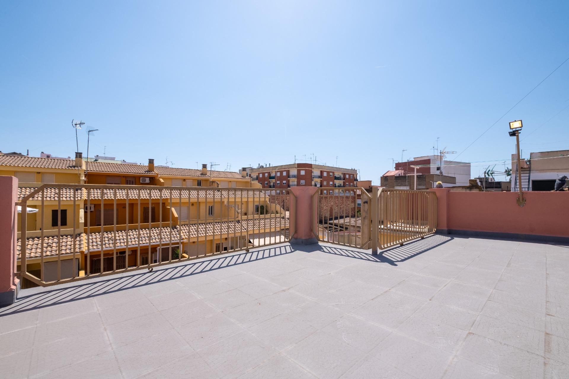 Ático Dúplex en Barrio les eres, Moncada – A0718