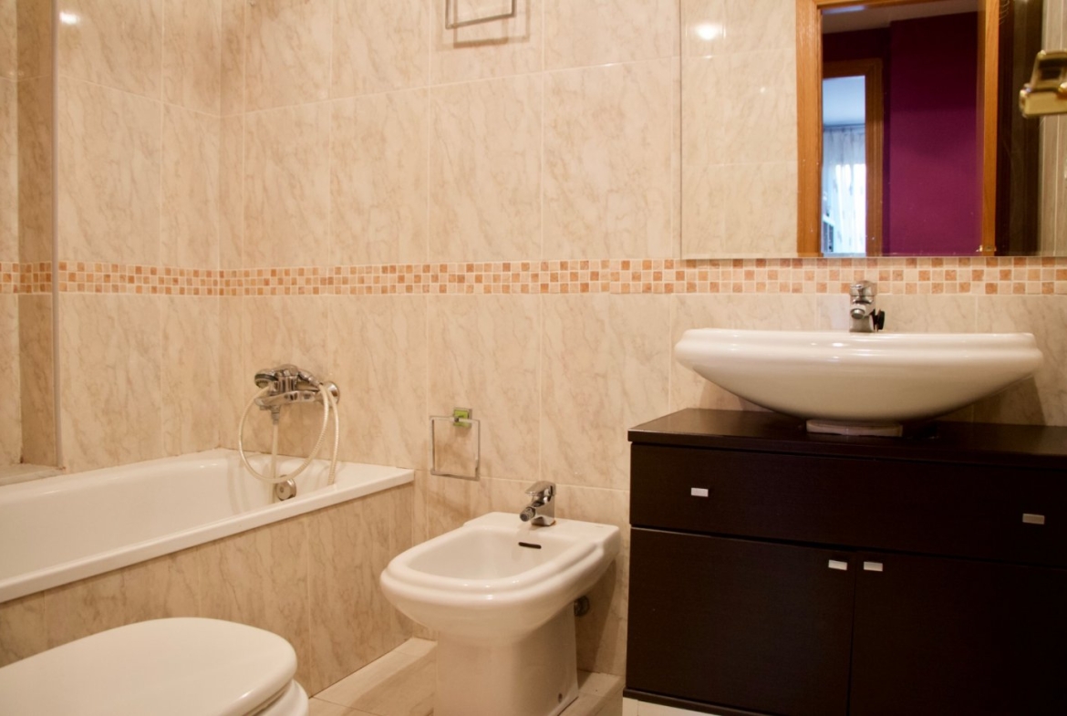 Apartamento en Calle Colon, Moncada – A0233-4