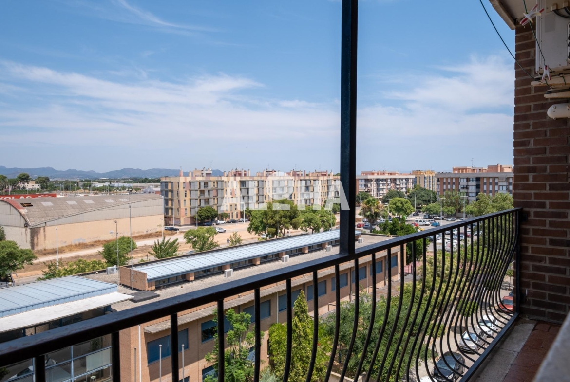 Apartamento en Barrio les eres, Moncada – A0723