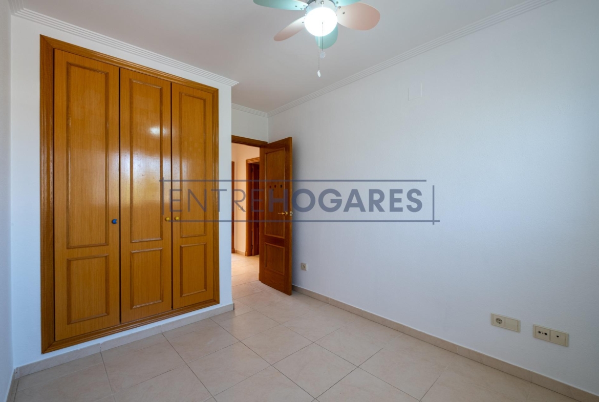 Adosado en Barrio de las torres, Moncada – V0719