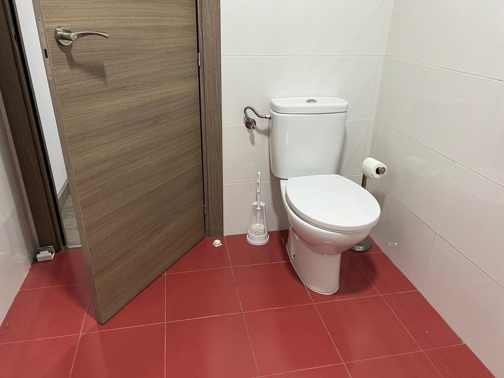 DISPONIBLE PARA SEPTIEMBRE 2026. HABITACIÓN CON BAÑO PRIVADO EN ALFARA DEL PATRIARCA. (SOLO CHICAS)