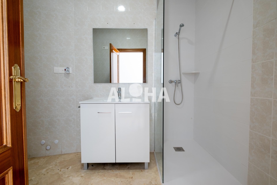Apartamento en Ceu, Moncada – A0726