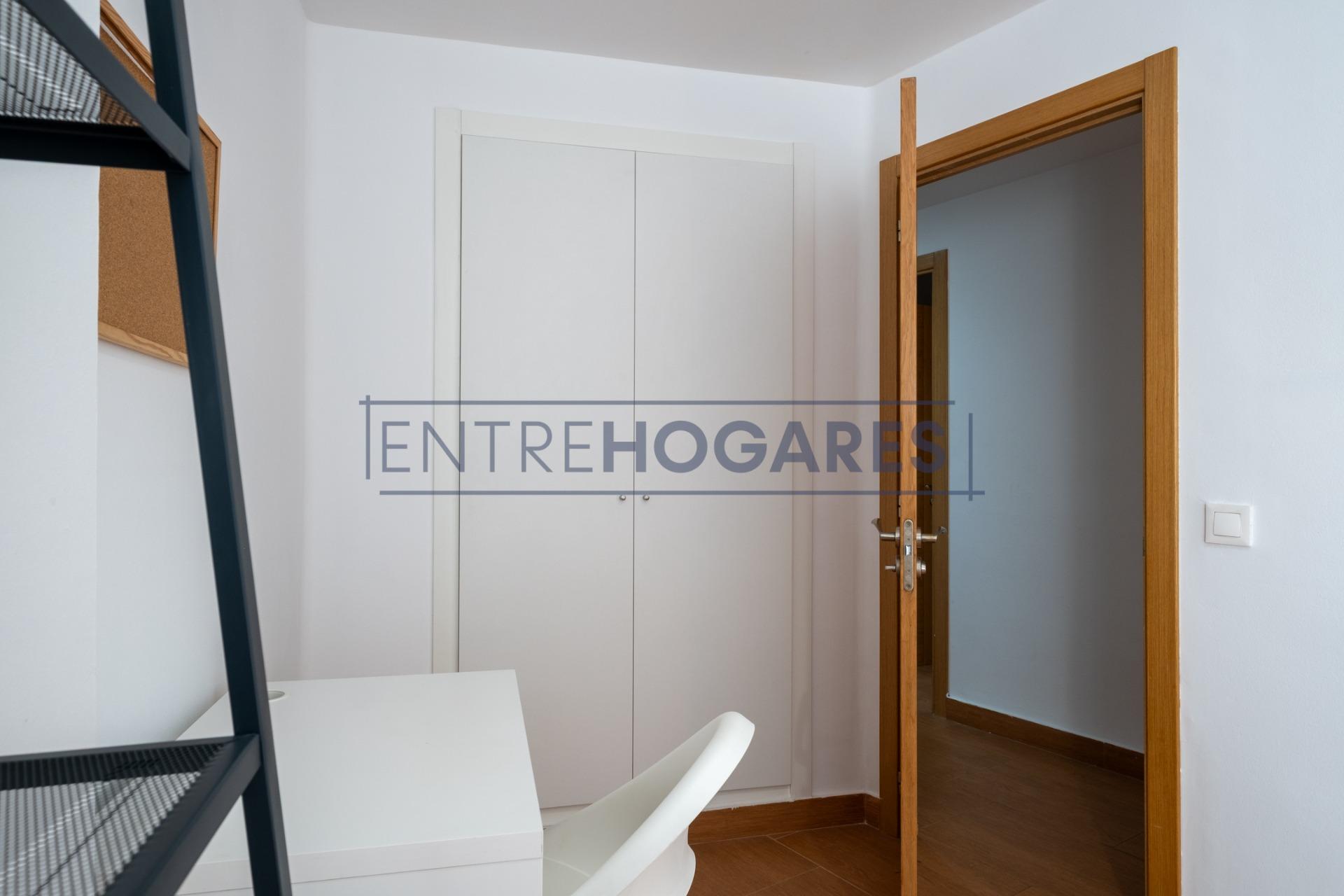 VIVIENDA A LA VENTA EN MONCADA VIVIENDA A LA VENTA EN MONCADA