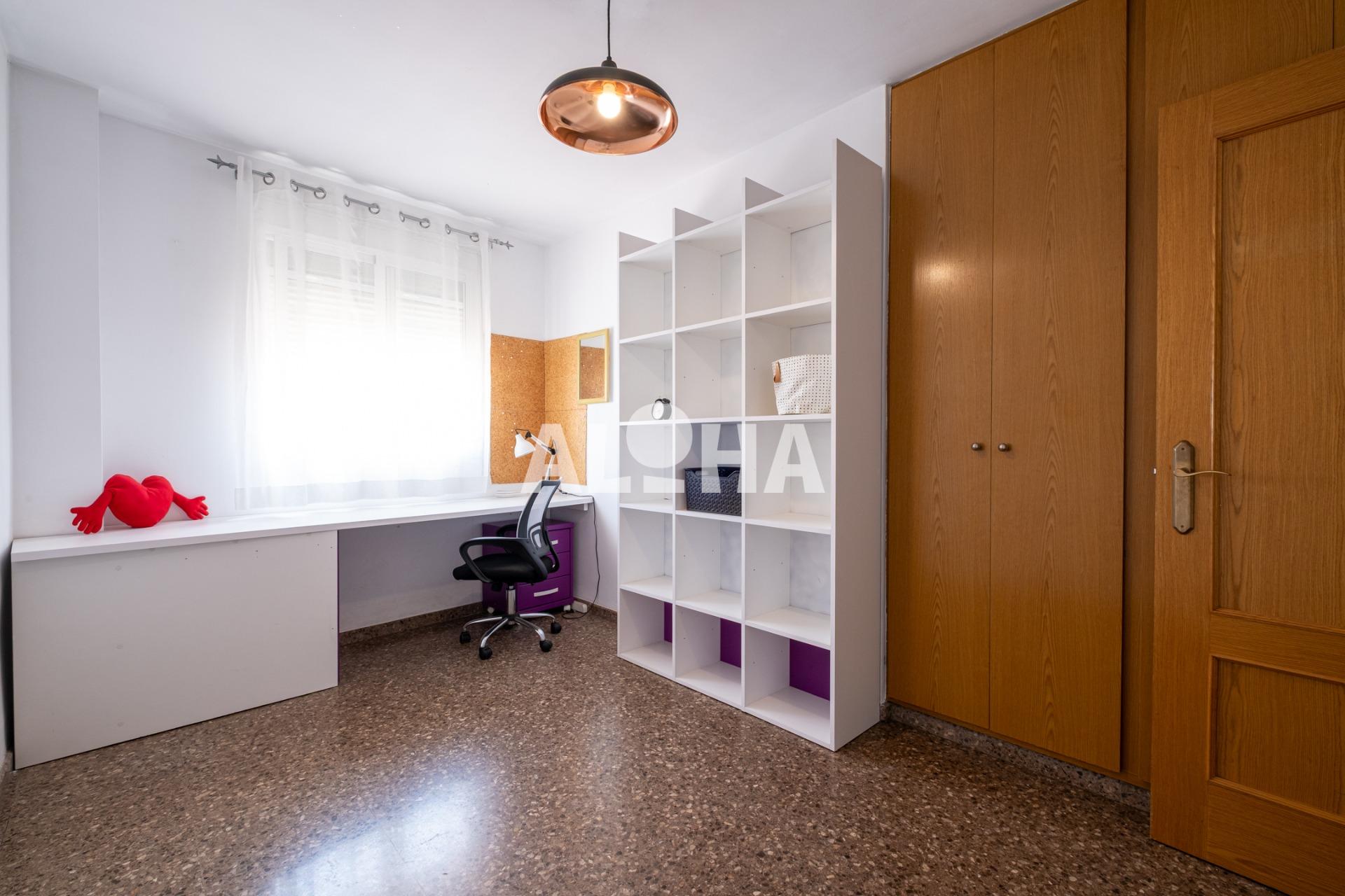 Apartamento en Av.1º de mayo, Alfara del Patriarca – A0169-3