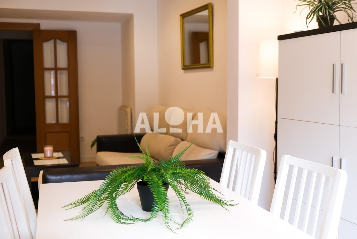 HABITACIÓN EN ALQUILER PARA ESTUDIANTES UNIVERSITARIOS (SOLO CHICAS) - MONCADA