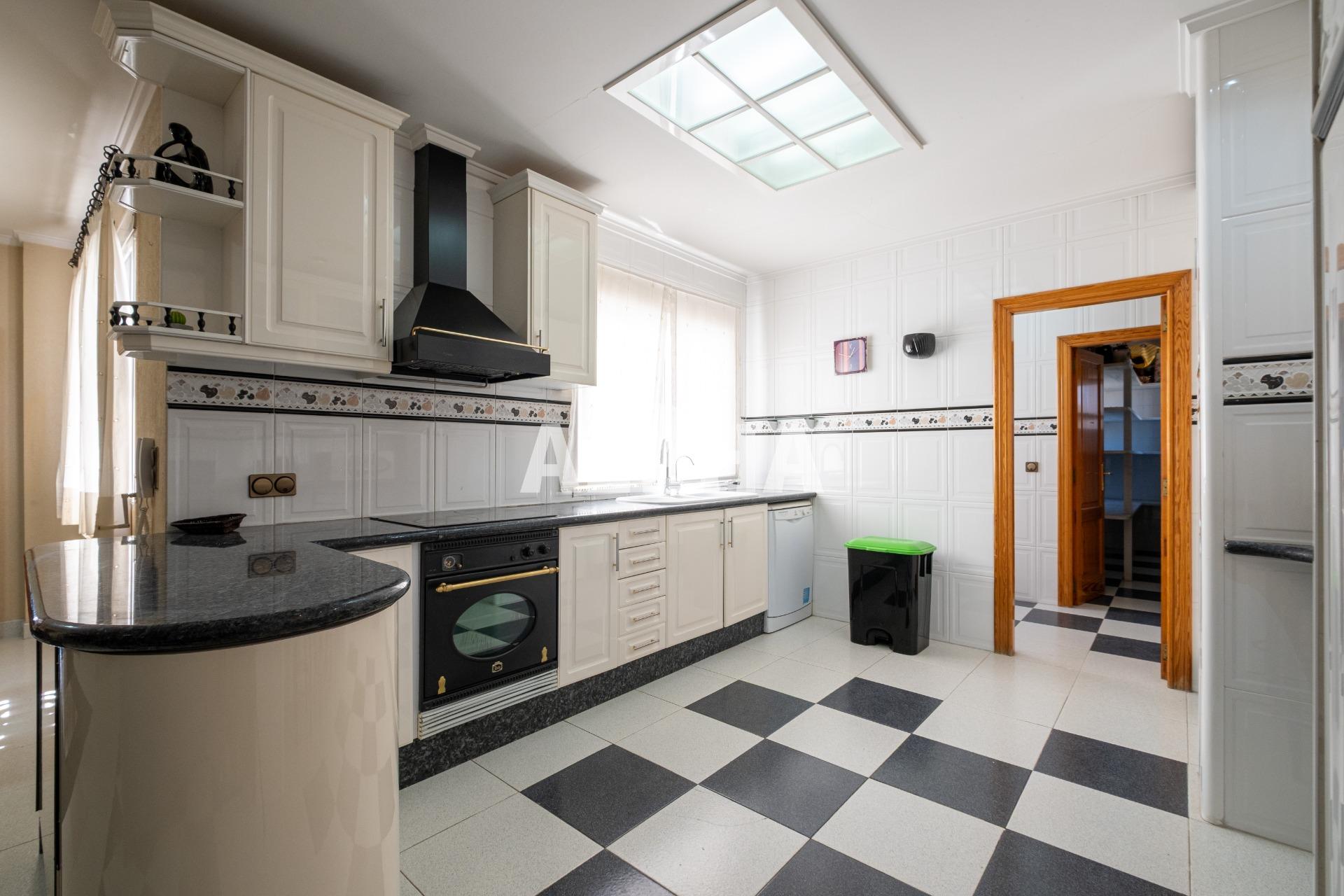 Habitación en Barrio de los dolores, Moncada – A0739-H5